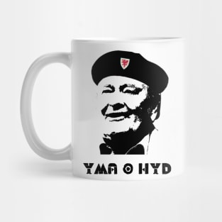 Yma O Hyd, Daffyd Iwan, Welsh folk hero Mug